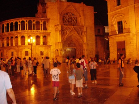 Valencia - Plaza de la Virgen